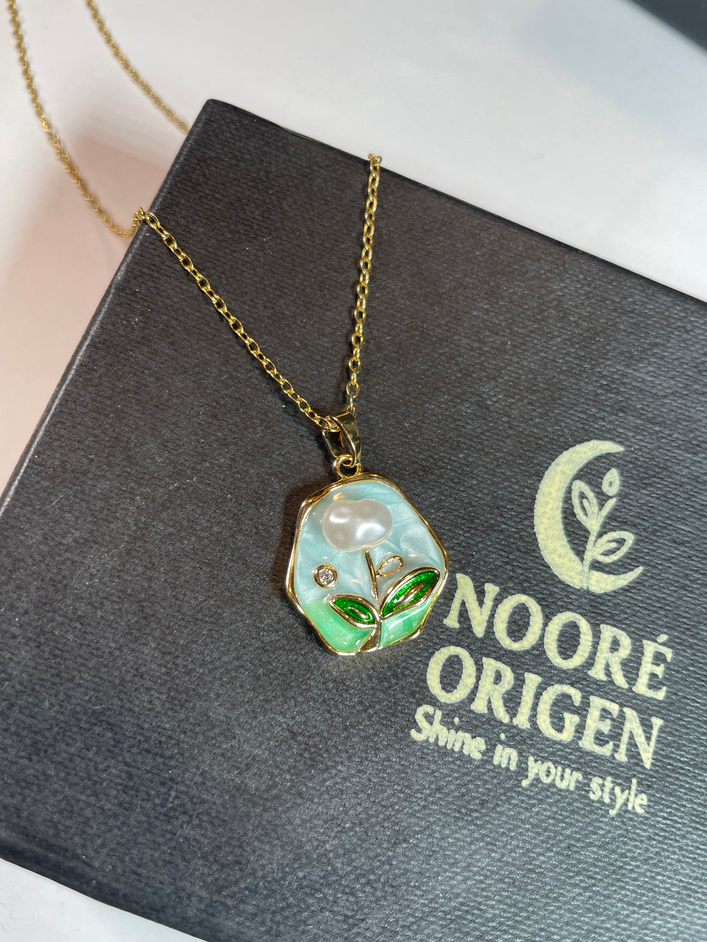 Emerald Green Floral Locket