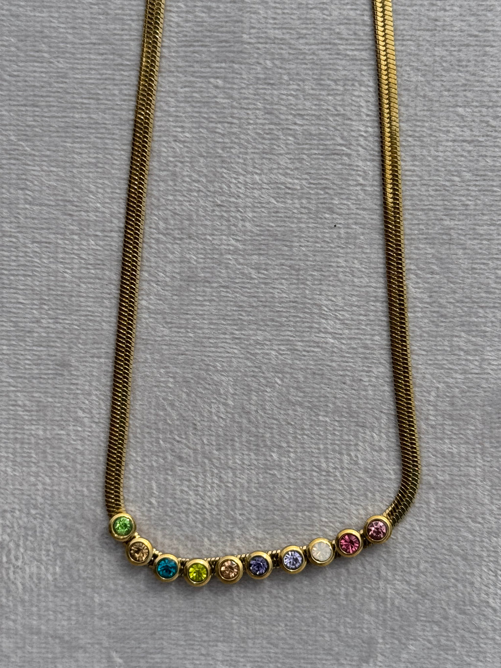 Multiply-stone pendant