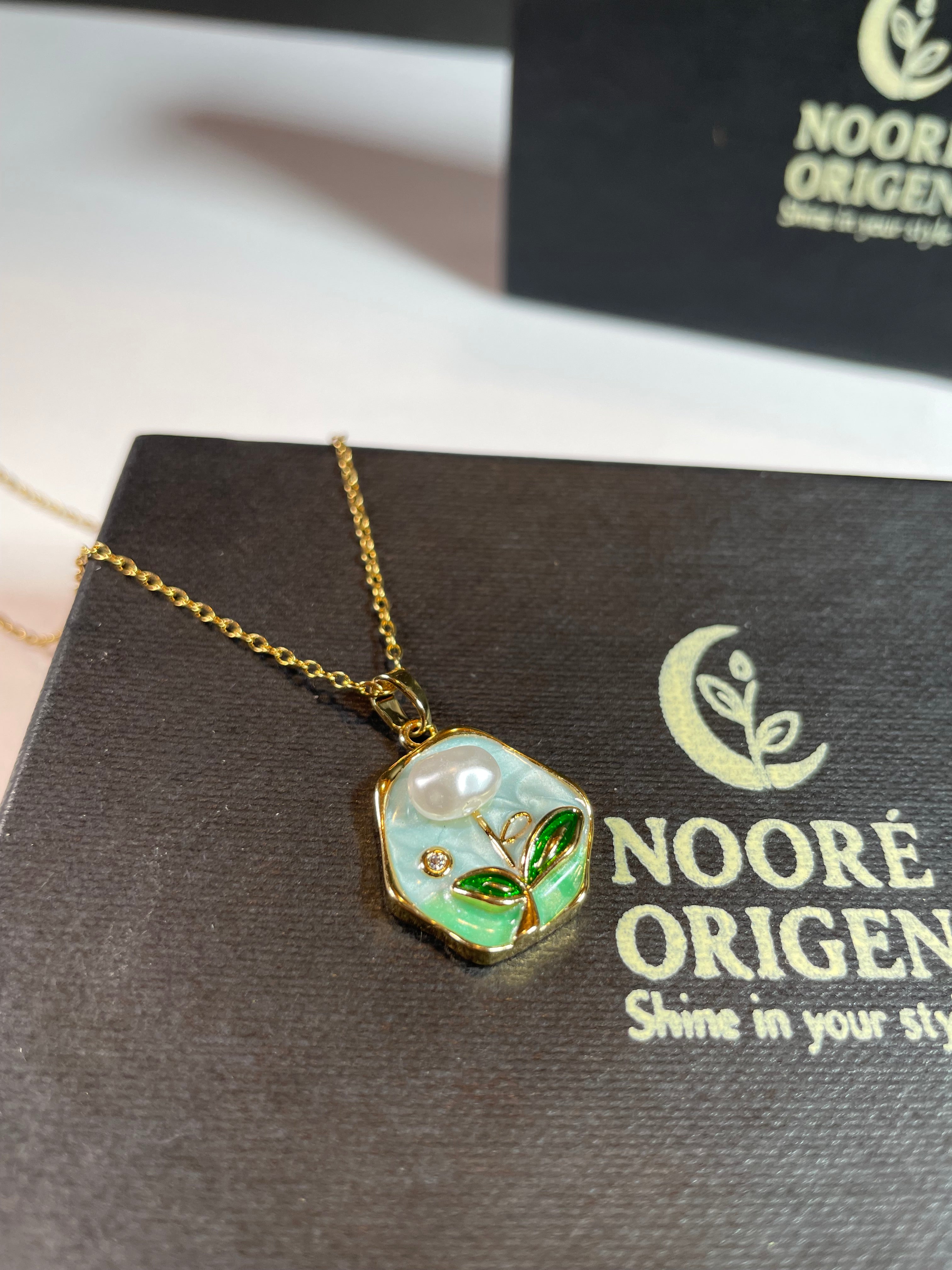 Emerald Green Floral Locket