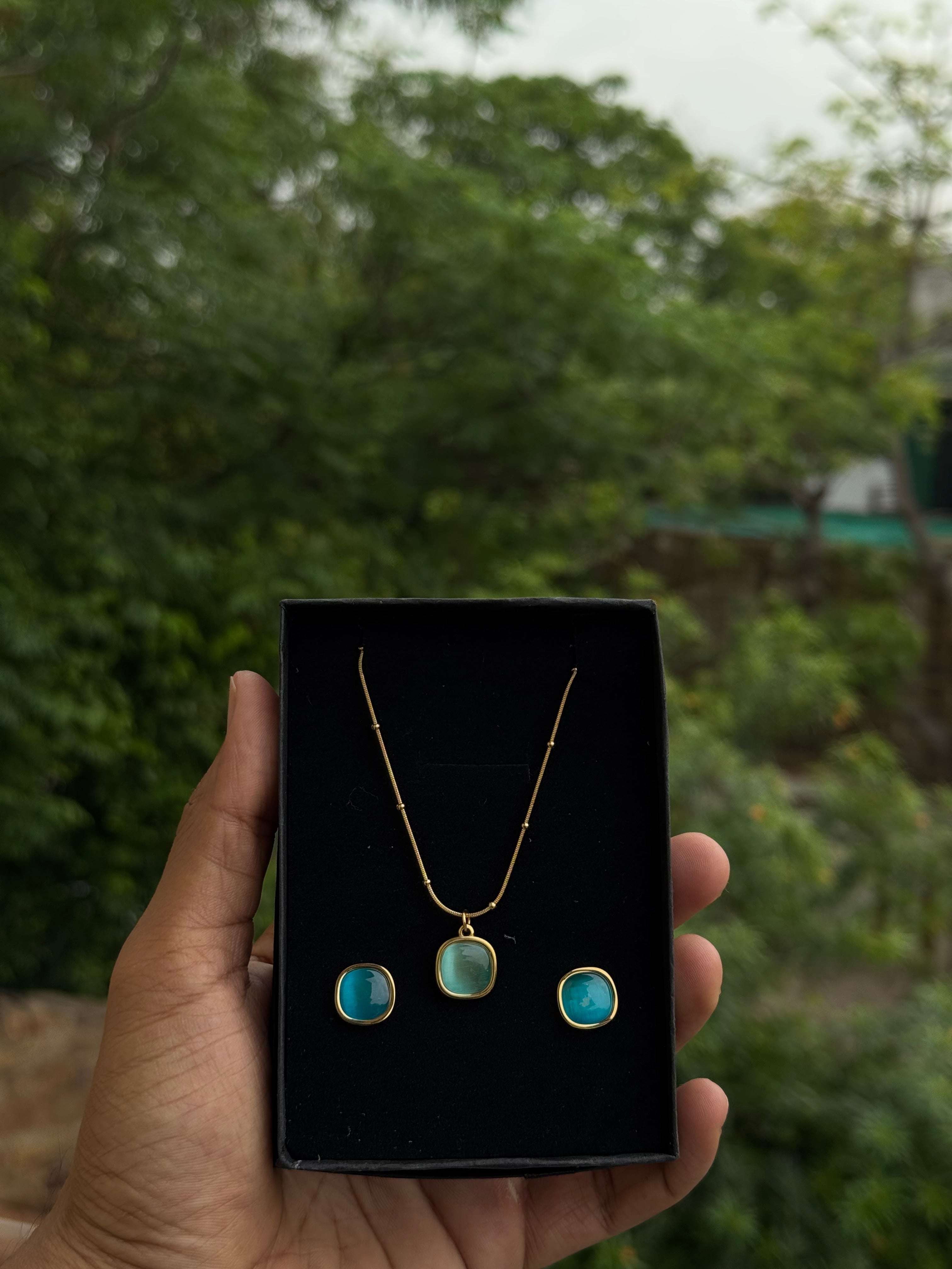 Feroze set
