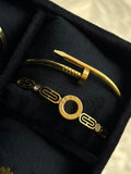 Roman-neil handcuff